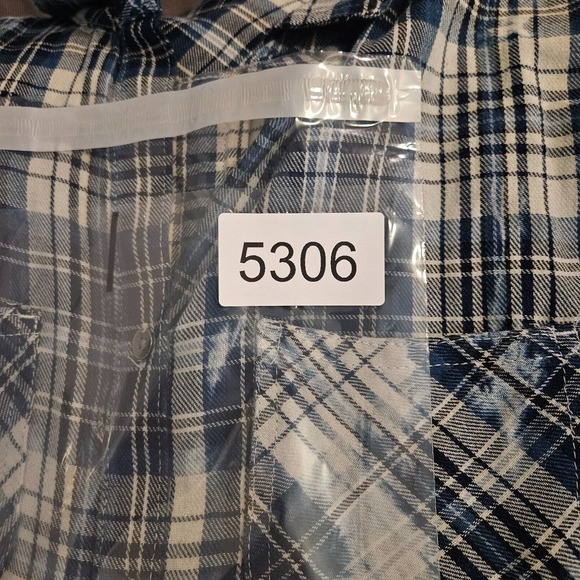 Rock & Republic Shirt Top Women Medium Blue White Plaid Button Up Long Sleeve -M - Picture 11 of 11